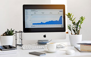 曼联2000万新援加盟，18岁天才梅努遭弃or爆发？转会费暗藏玄机