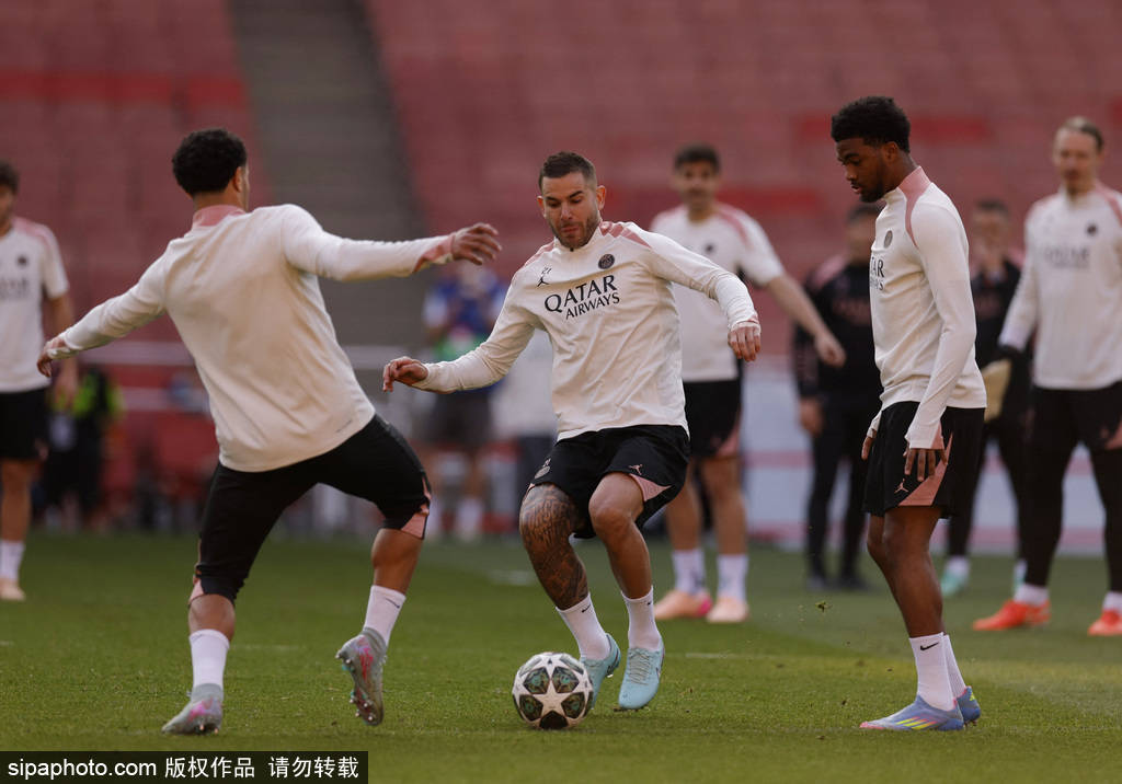 欧冠决战巅峰！巴黎青春风暴硬撼国米老炮儿，谁将问鼎欧洲之巅？